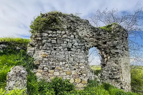 Квасівський замок "Мінта"