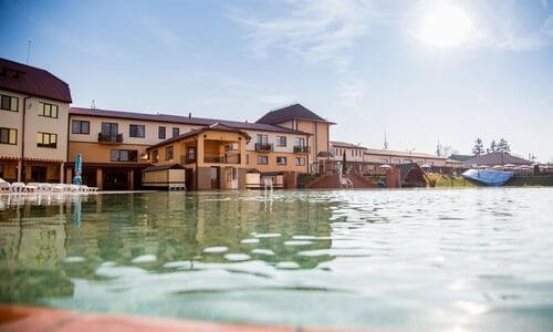 Гарячі купальні Берегове