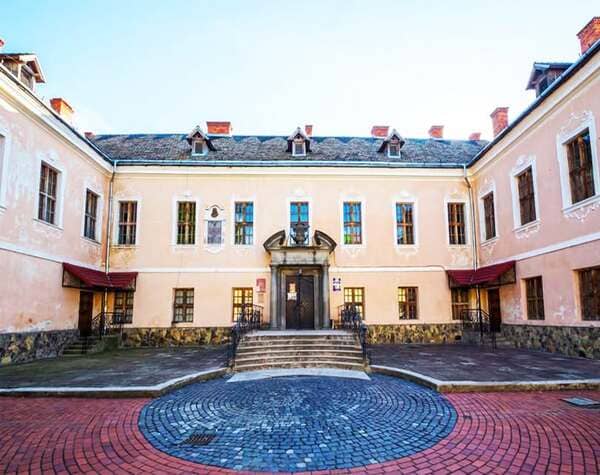 Міфи Палацу Ракоці в Мукачеві 