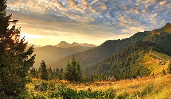 Відомі вершини Закарпаття для сходження